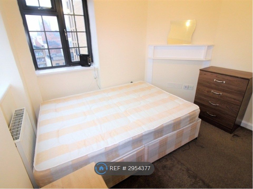 Property photo 2 of 10