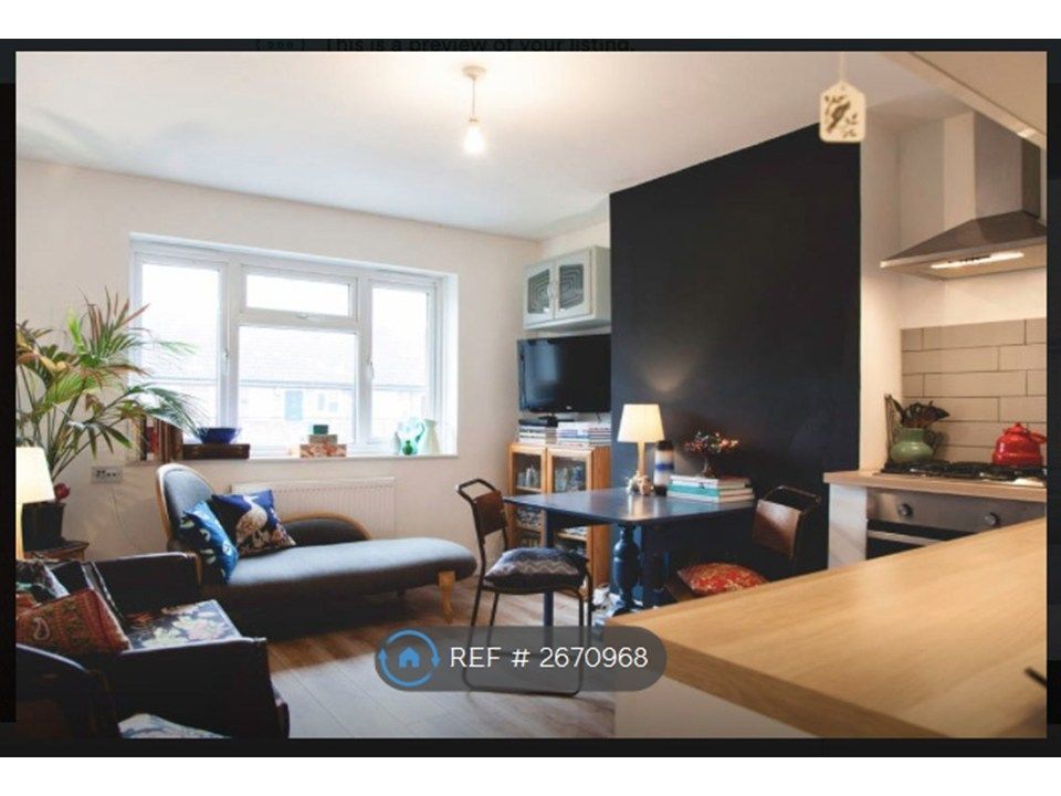 Property photo 1 of 17 Lounge & Kitchen