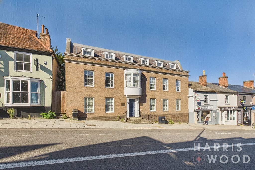 Property photo 1 of 11 5696052