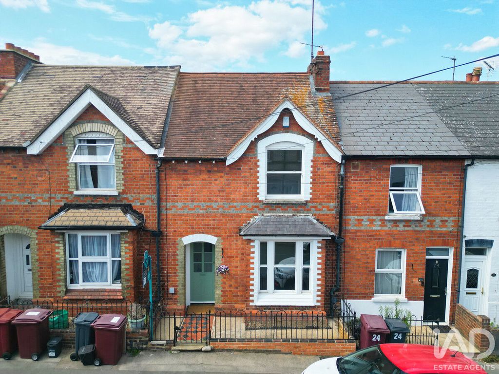 Property photo 1 of 18