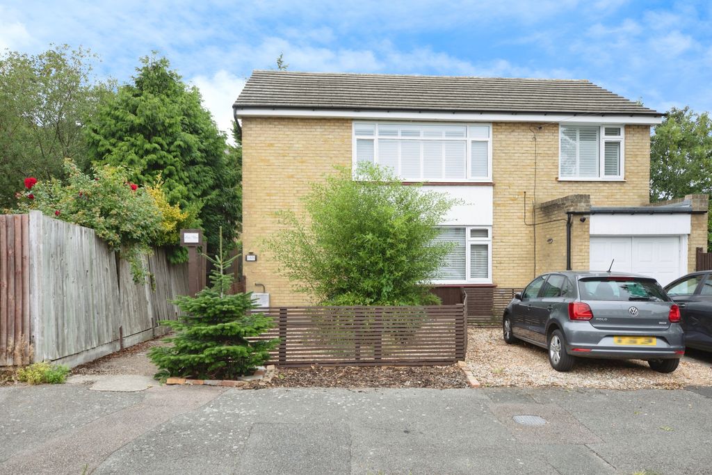 Property photo 1 of 13