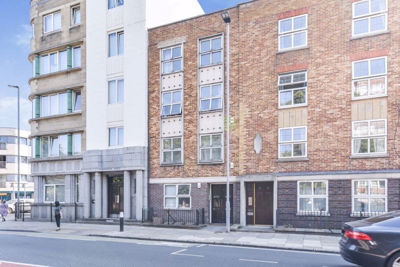 Property photo 1 of 6 Photo 5