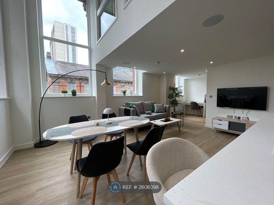 Property photo 1 of 14 Lounge