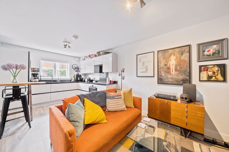 Property photo 2 of 16 Photo 13