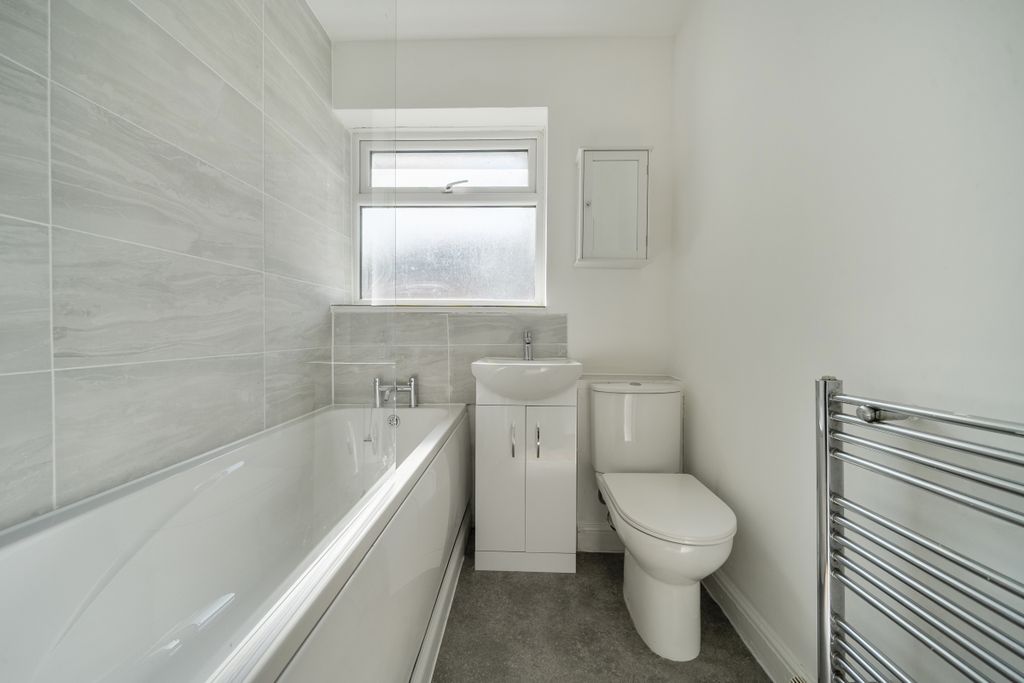 Property photo 3 of 15 1465200-14-6A1017...
