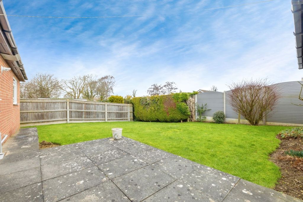 Property photo 3 of 16