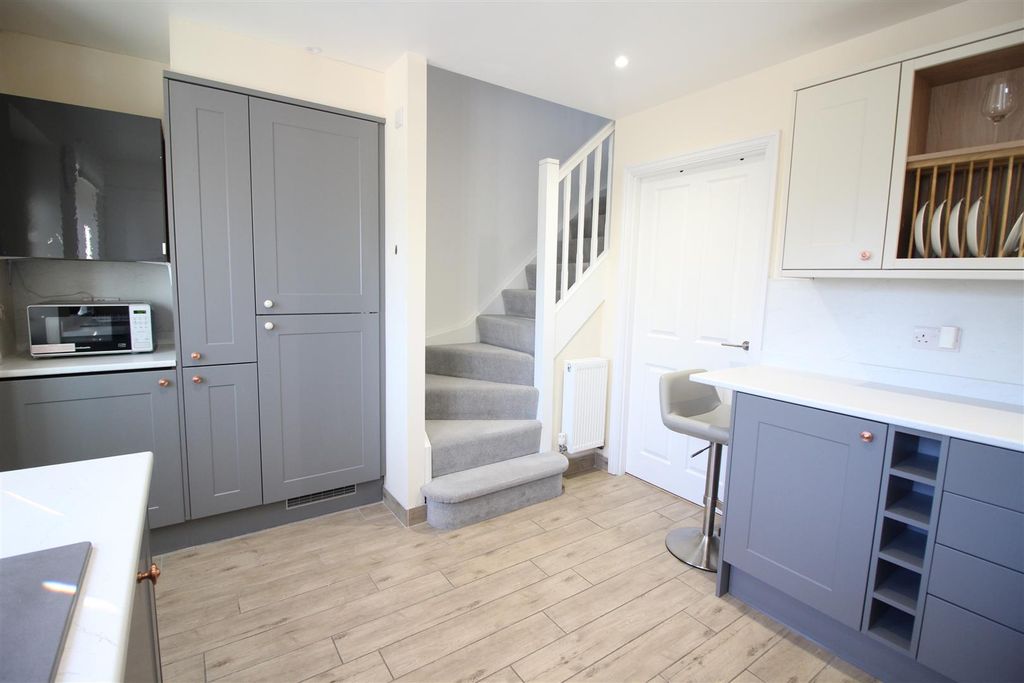Property photo 3 of 14 Kitchen/Breakfast Room