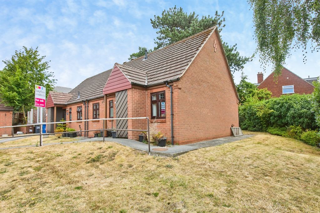 Property photo 1 of 12