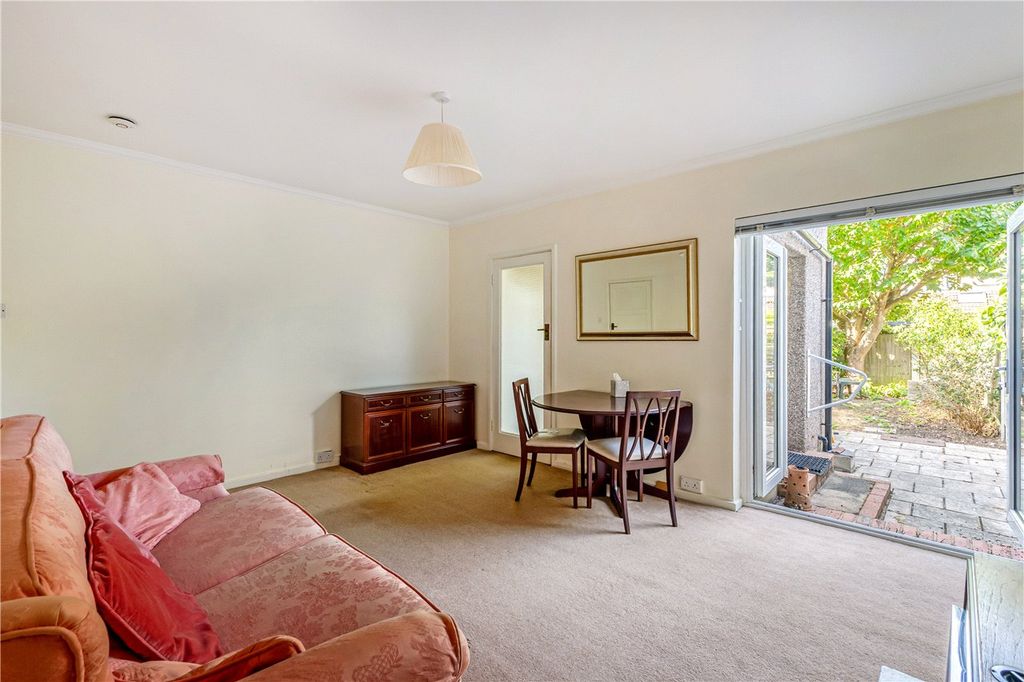 Property photo 3 of 11 Picture No. 05