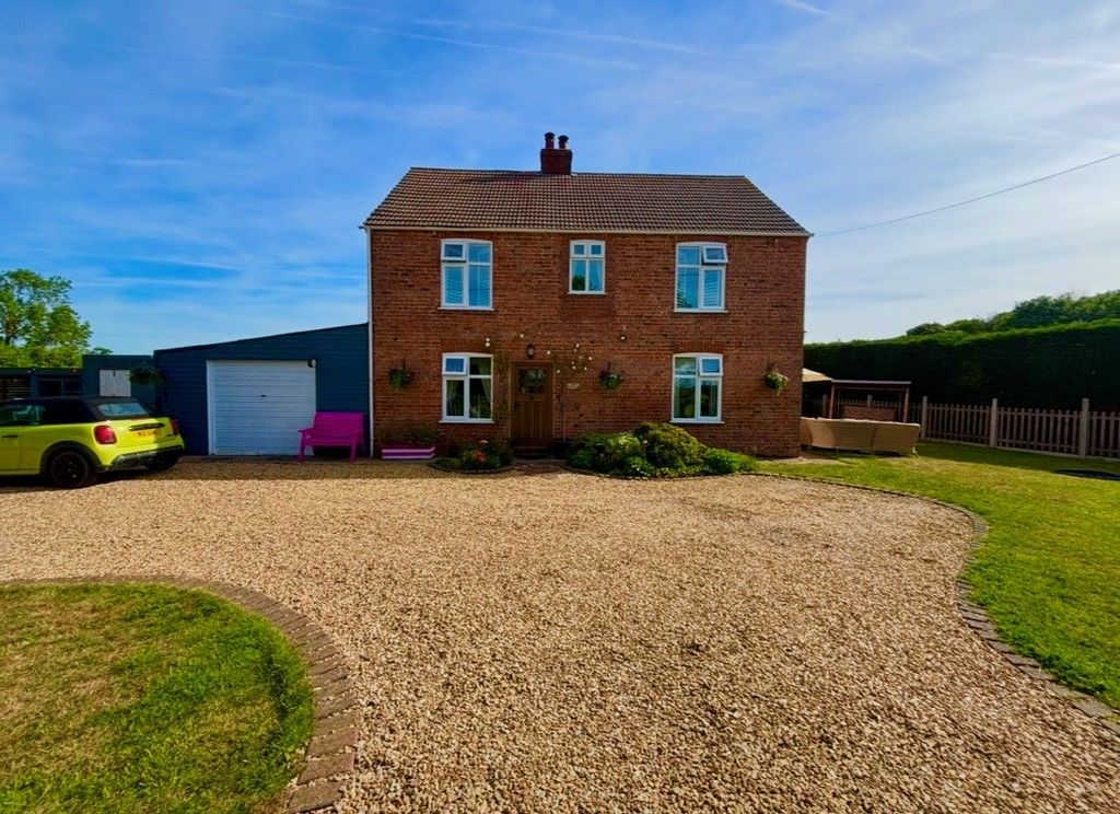 Property photo 1 of 38
