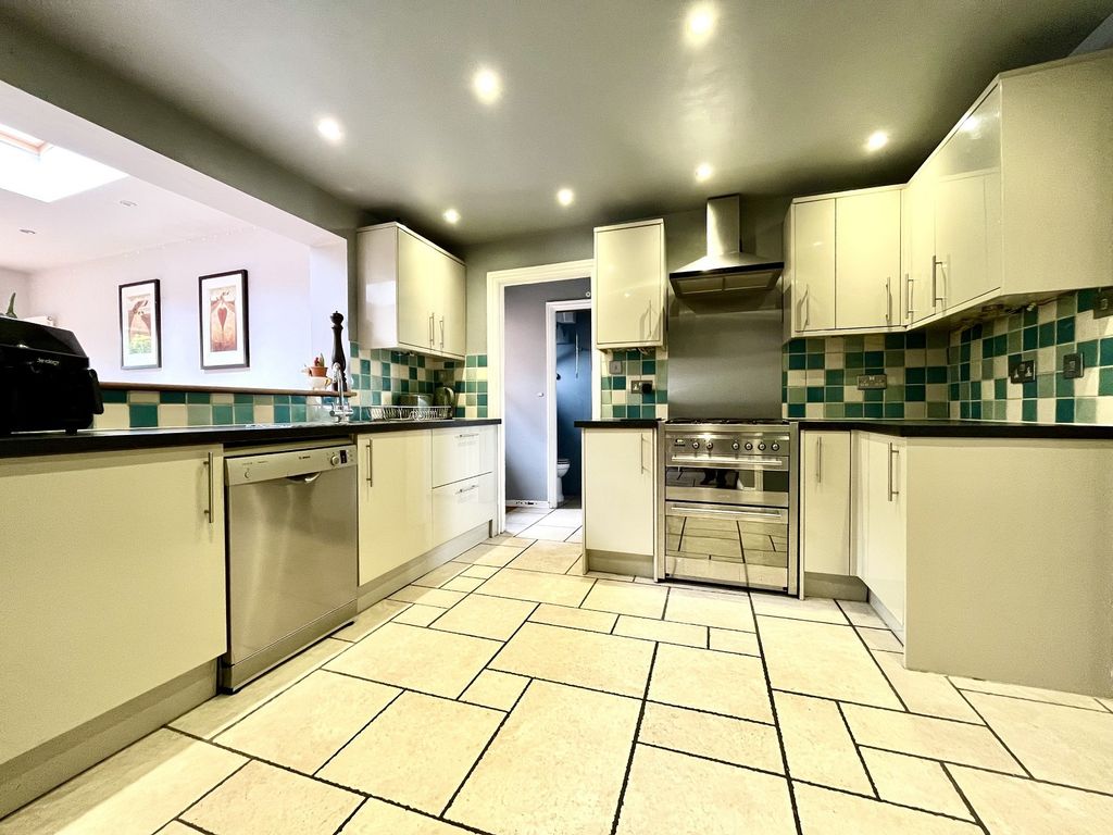 Property photo 3 of 15 Not Specified