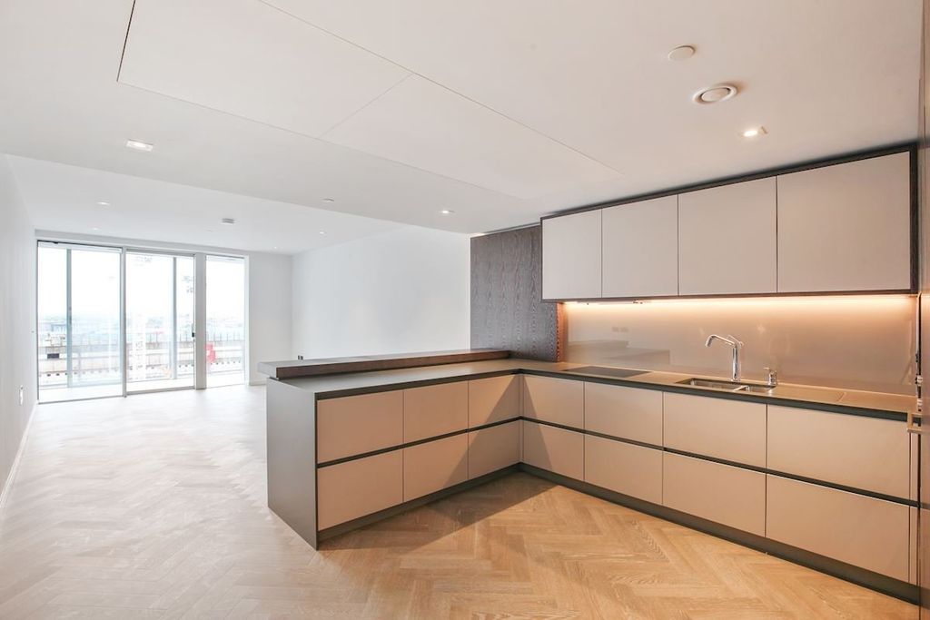 Property photo 3 of 18 Picture No. 05