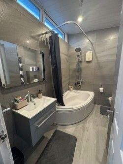 Property photo 2 of 13 Photo 2