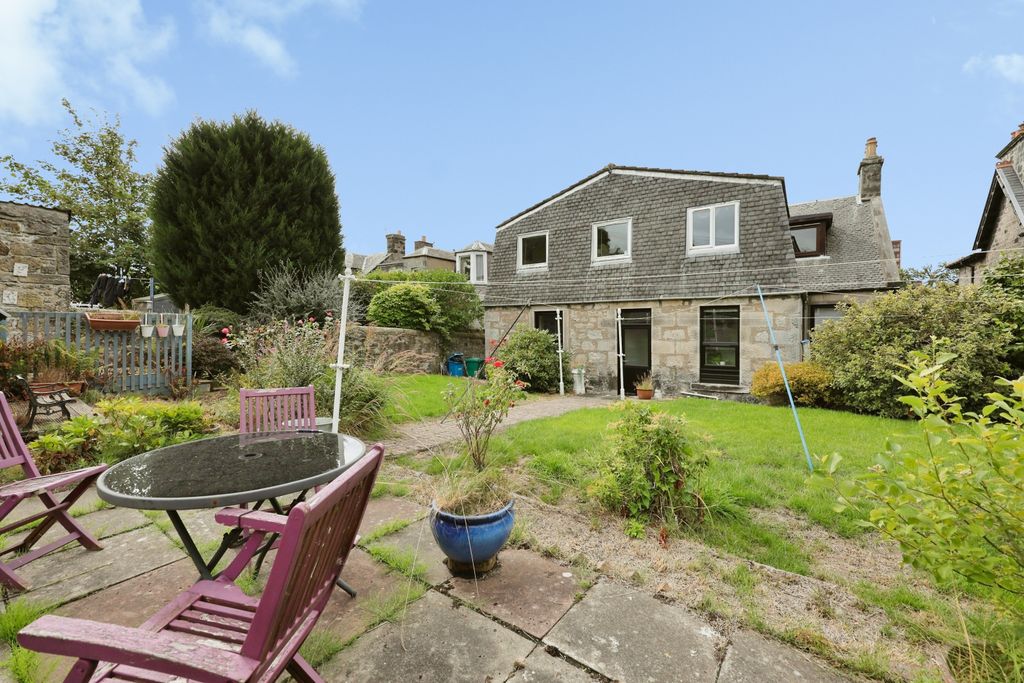 Property photo 3 of 22 Rear Garden/Patio