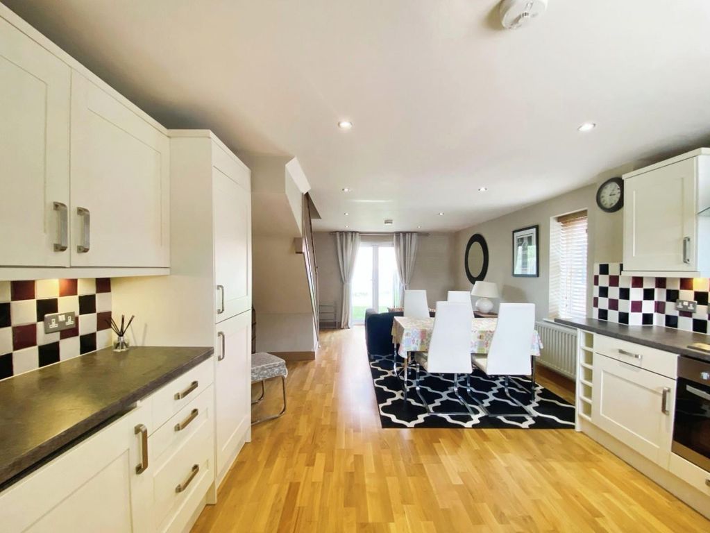 Property photo 3 of 15 4.Jpg