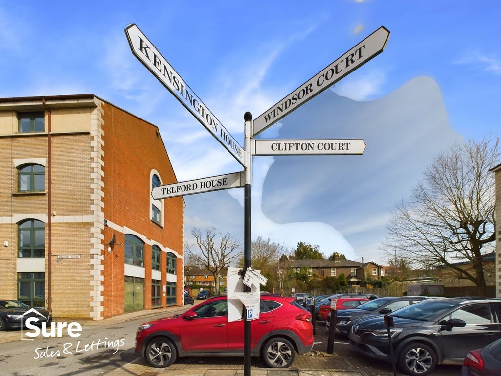 Property photo 3 of 12 4755533