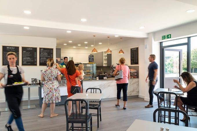 Property photo 2 of 8 Cafe.Jpg