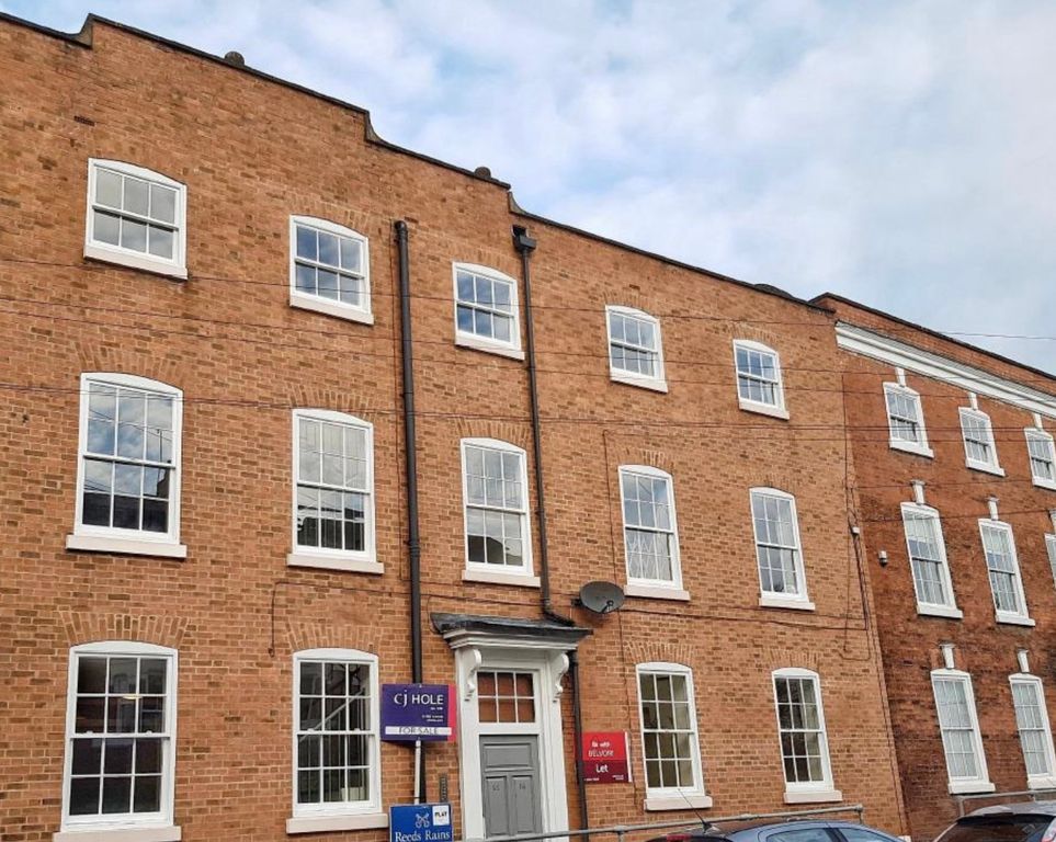 Property photo 2 of 16