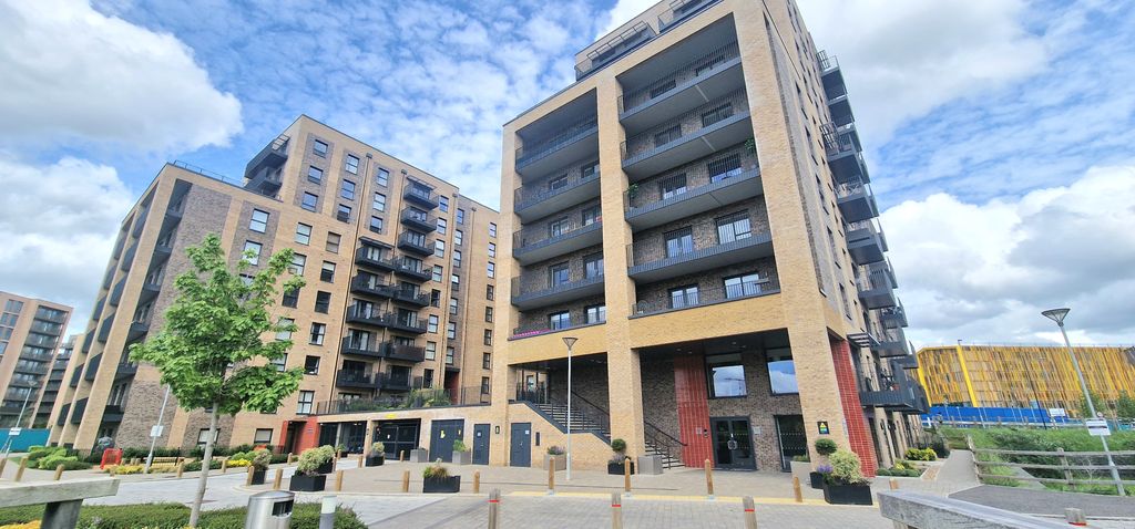 Property photo 1 of 13 Image