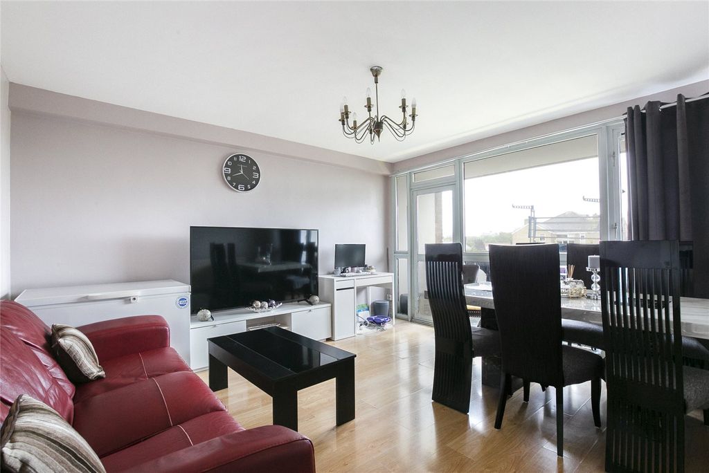 Property photo 1 of 10 Picture No. 01