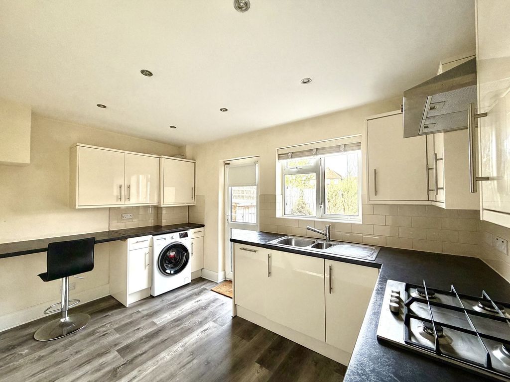 Property photo 3 of 8 Not Specified