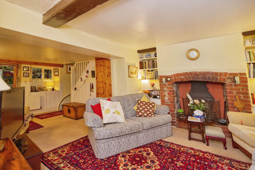 Property photo 2 of 16 Photography