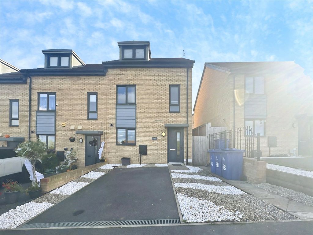 Property photo 1 of 19 Front