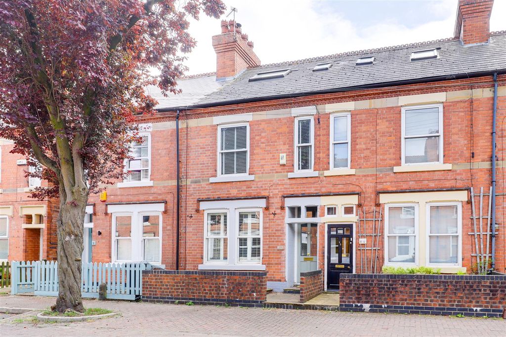 Property photo 1 of 22 8480.Jpg