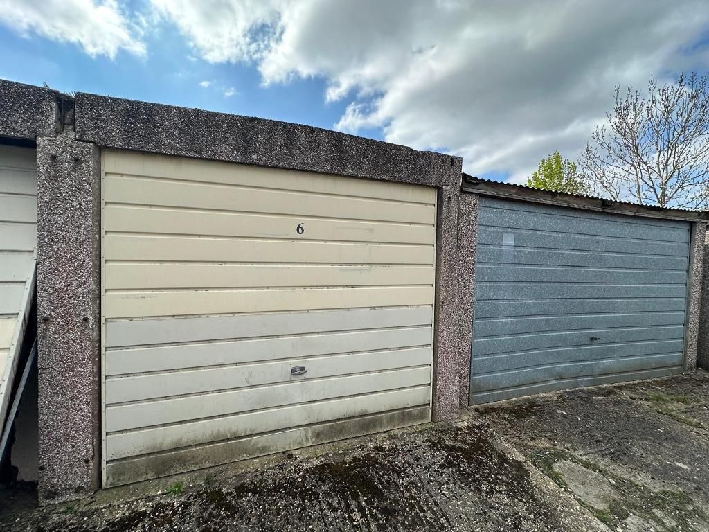 Property photo 1 of 3