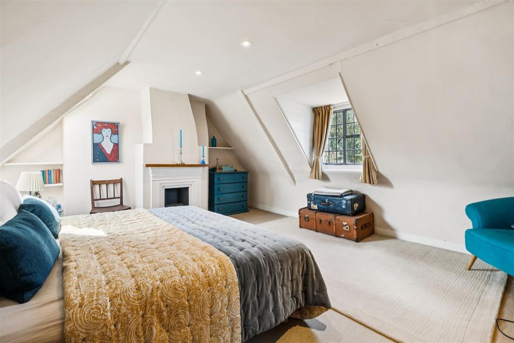 Additional image 29 of 7 bed detached house for saleUpper Butts TW8
