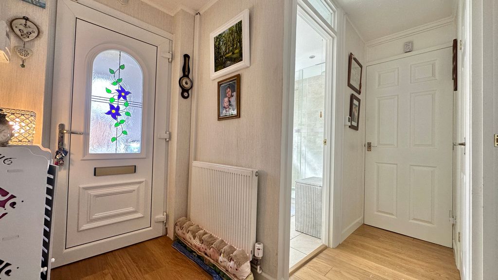 Property photo 3 of 20 Img_8203