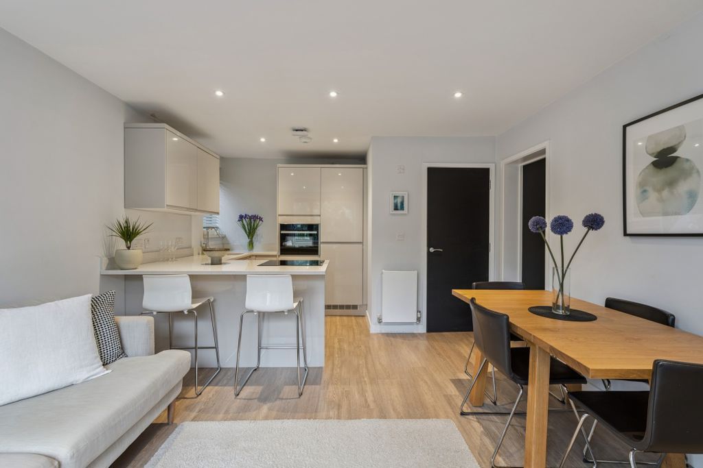 Property photo 2 of 13 Photo 17