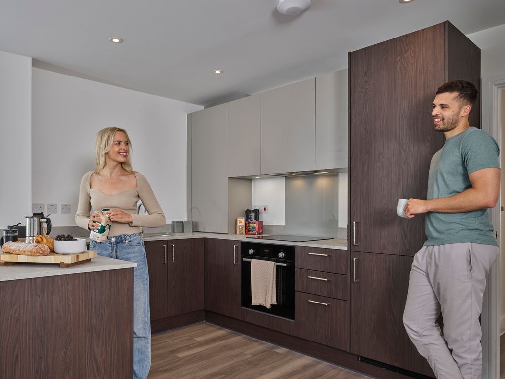 Property photo 1 of 7 252232-011