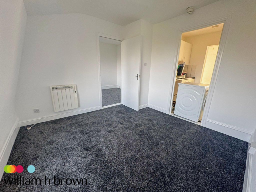 Property photo 3 of 8 Bedroom