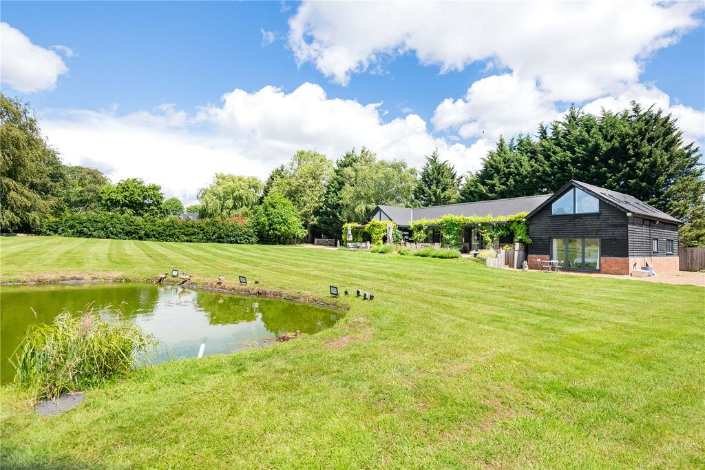 Property photo 2 of 33 Picture No. 10