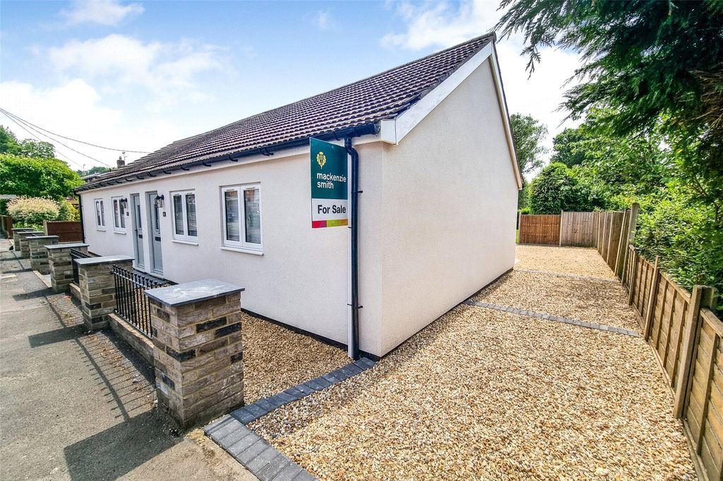 Property photo 2 of 15 Picture No. 16