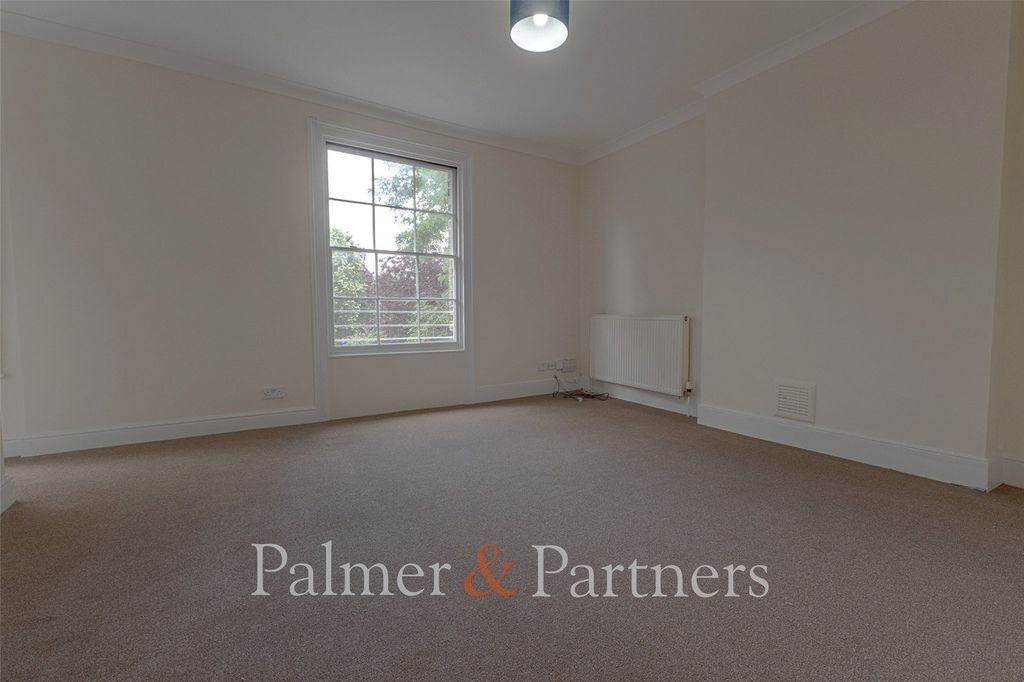 Property photo 2 of 8 Picture No. 09