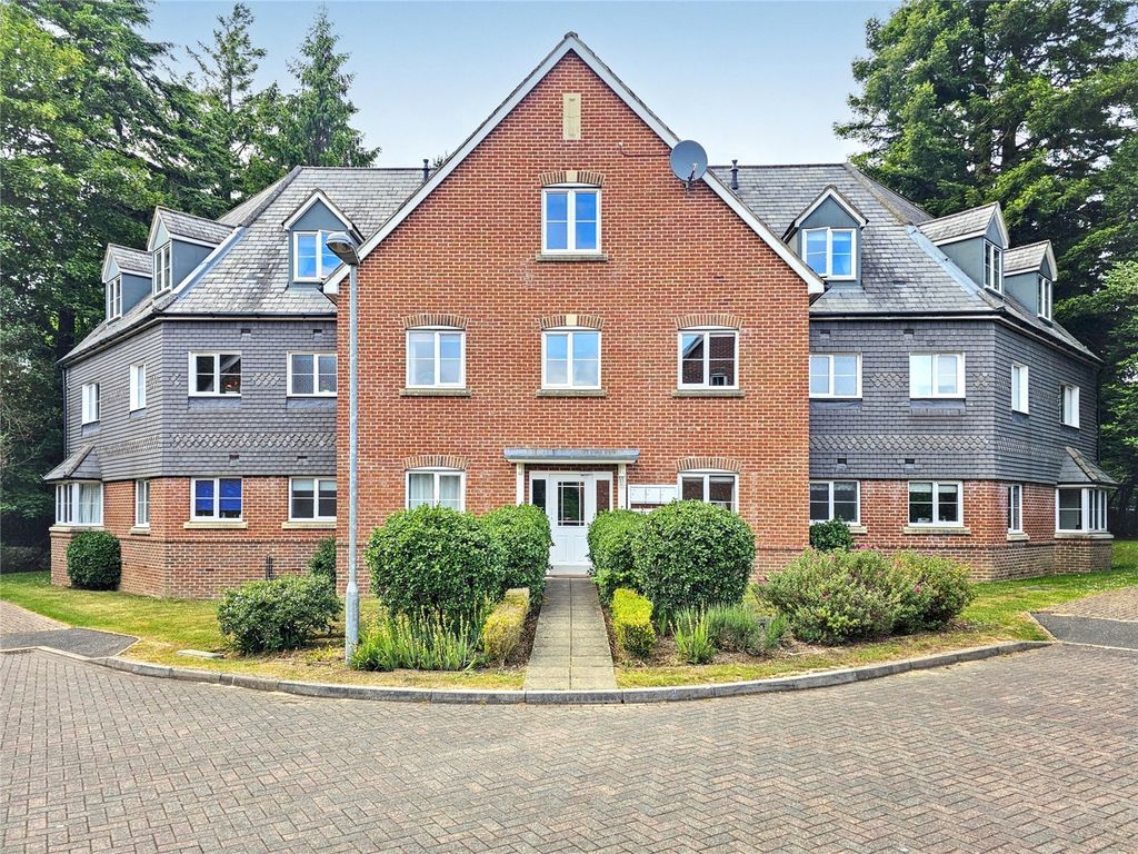 Property photo 1 of 11 Picture No. 14