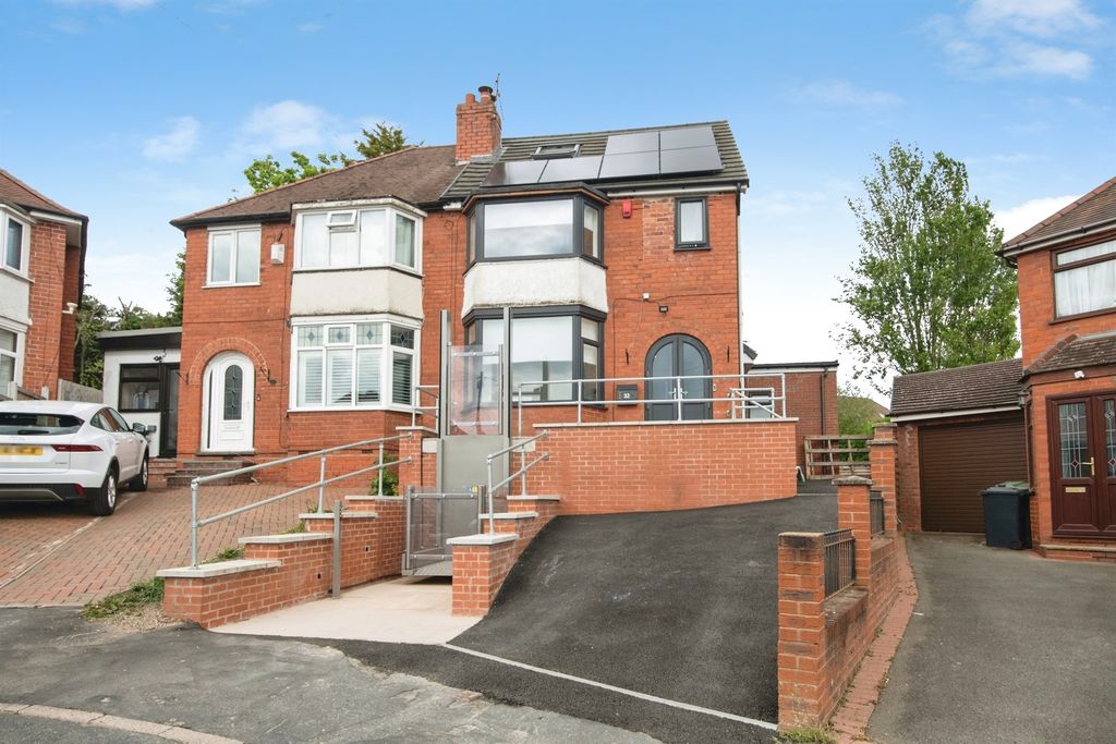 Property photo 1 of 19