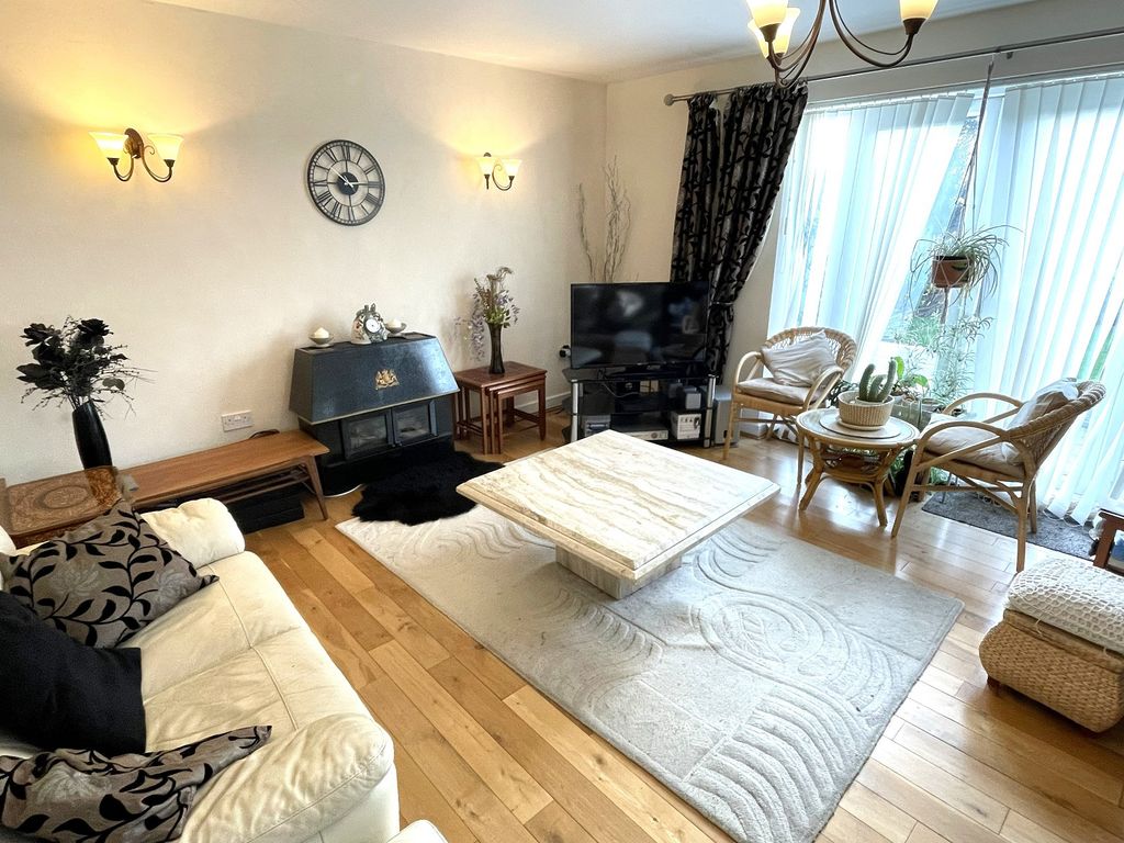 Property photo 2 of 12 Not Specified