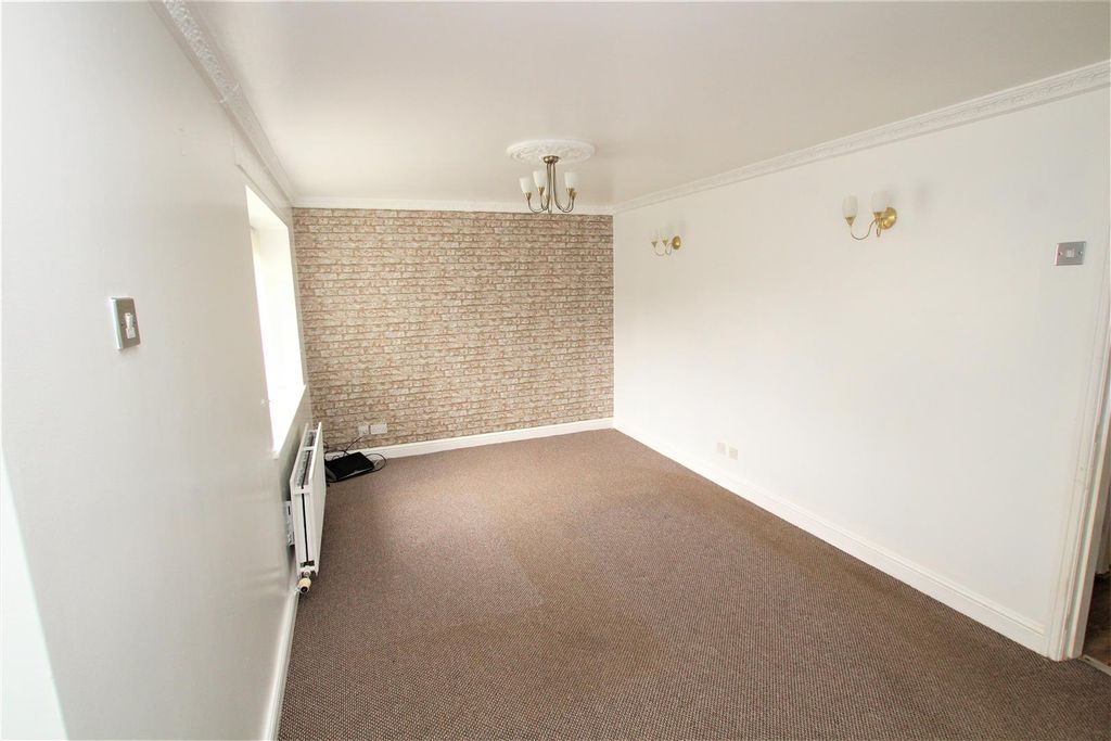 Property photo 2 of 11 Reception Room.Jpg