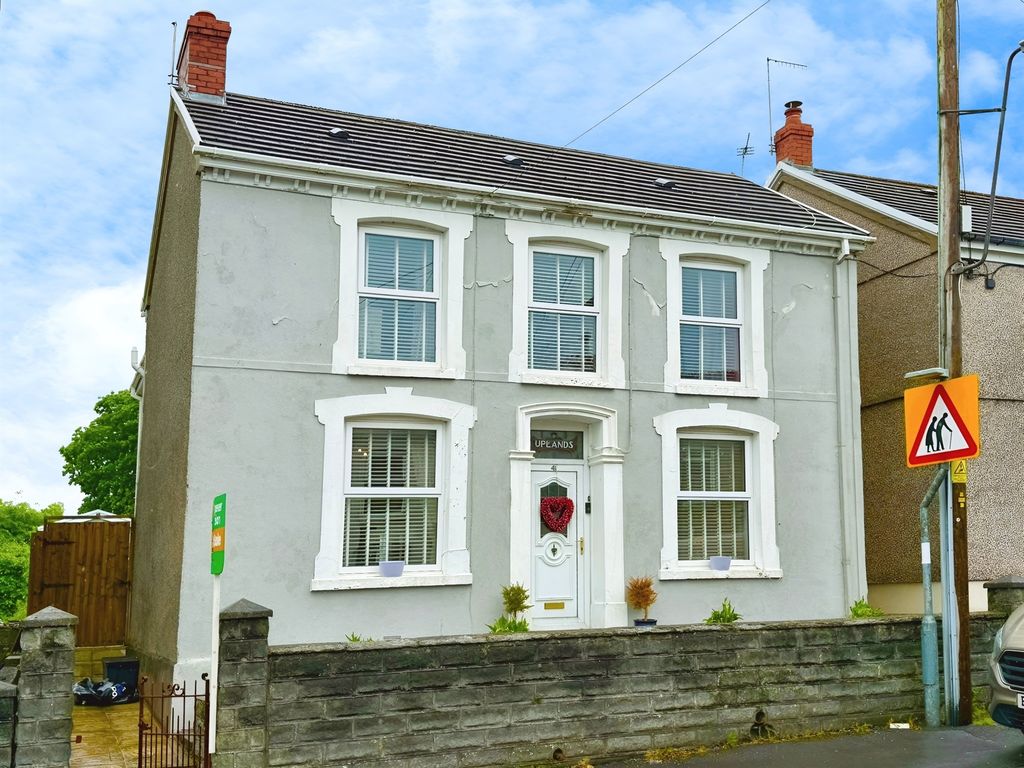 Property photo 3 of 20