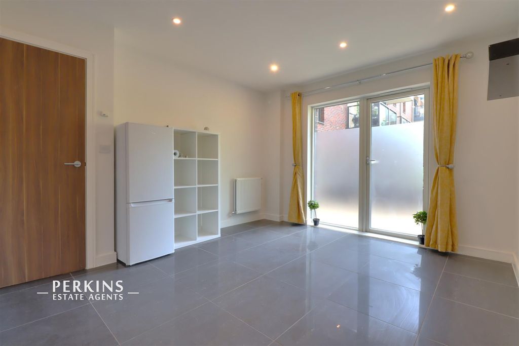 Property photo 3 of 5 Rec..Jpg