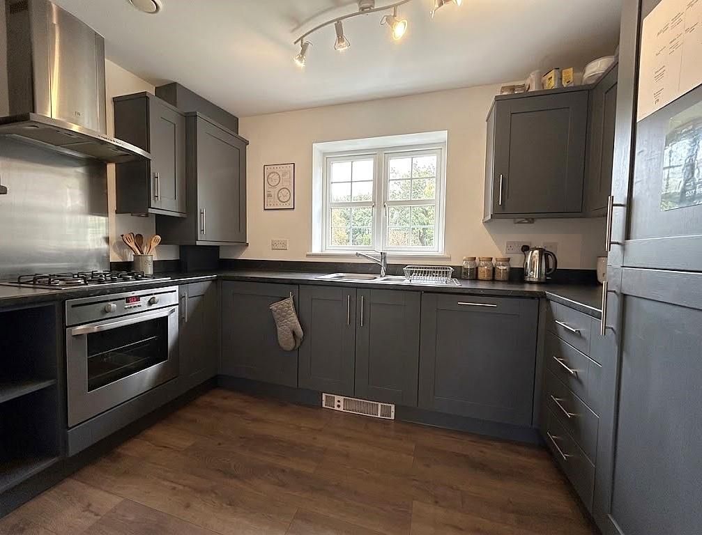 Property photo 3 of 10 8.Jpg