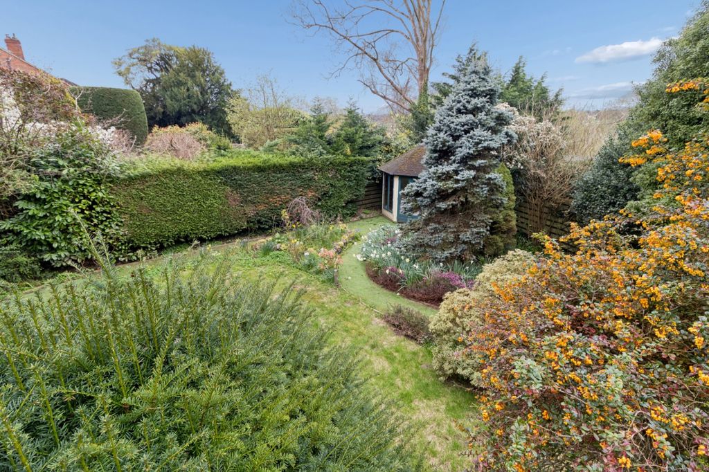 Property photo 2 of 24 Rear Garden