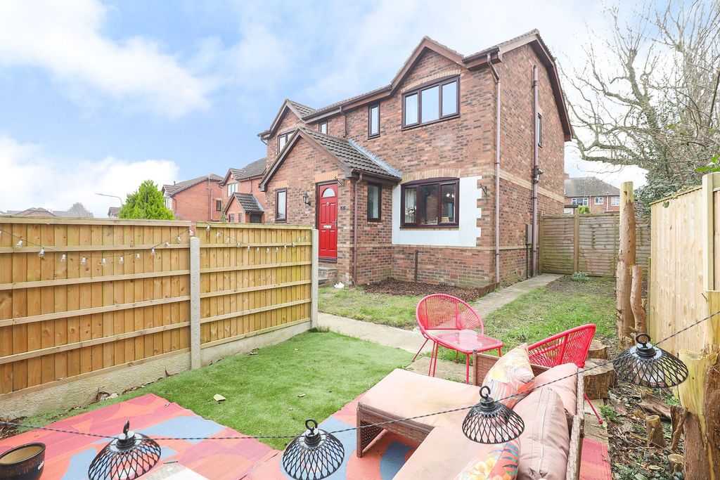 Property photo 1 of 22