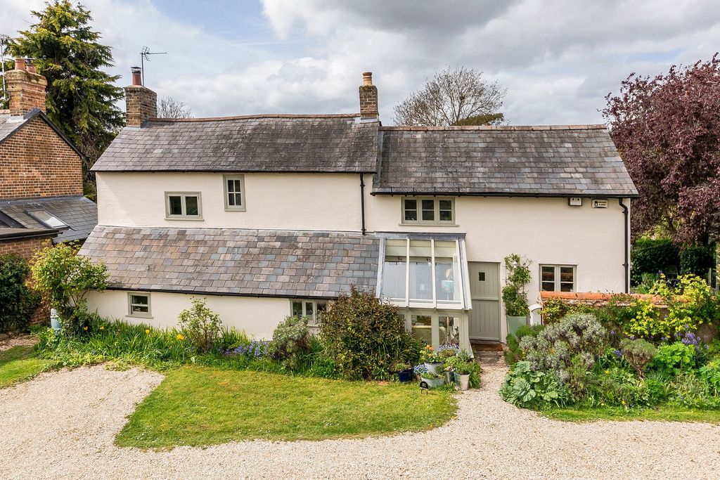 Property photo 1 of 33