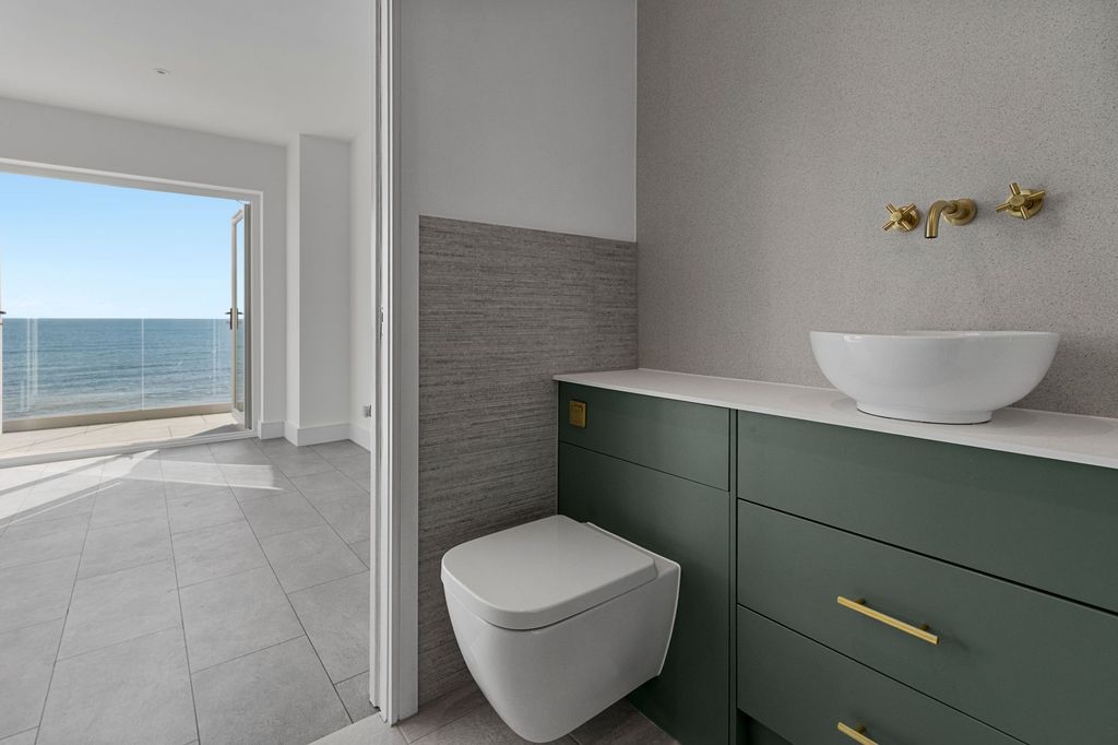 Additional image 20 of 4 bed property for saleMarine Parade, Paignton TQ3