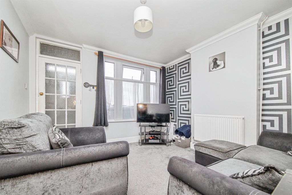 Property photo 3 of 18