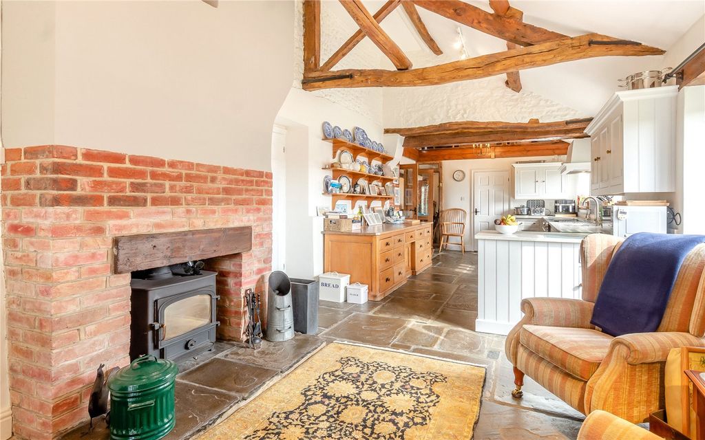 Property photo 3 of 25 Breakfast Area